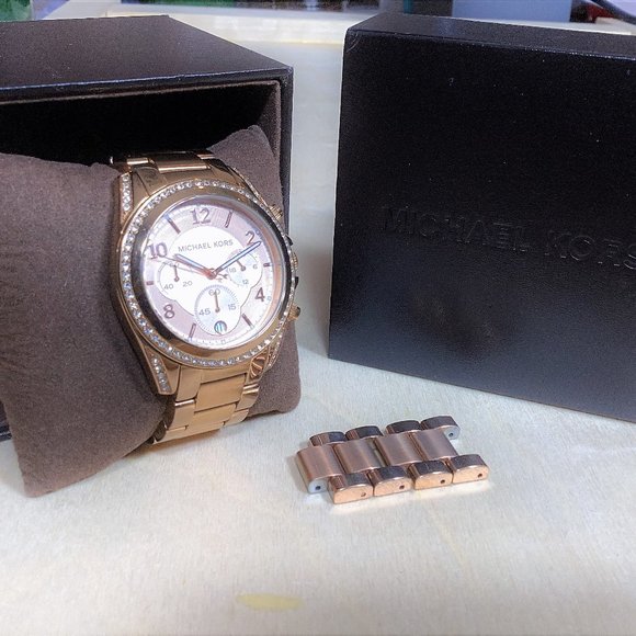 Watch, Michael Kors MK-5635 Gold Watch with Diamonds